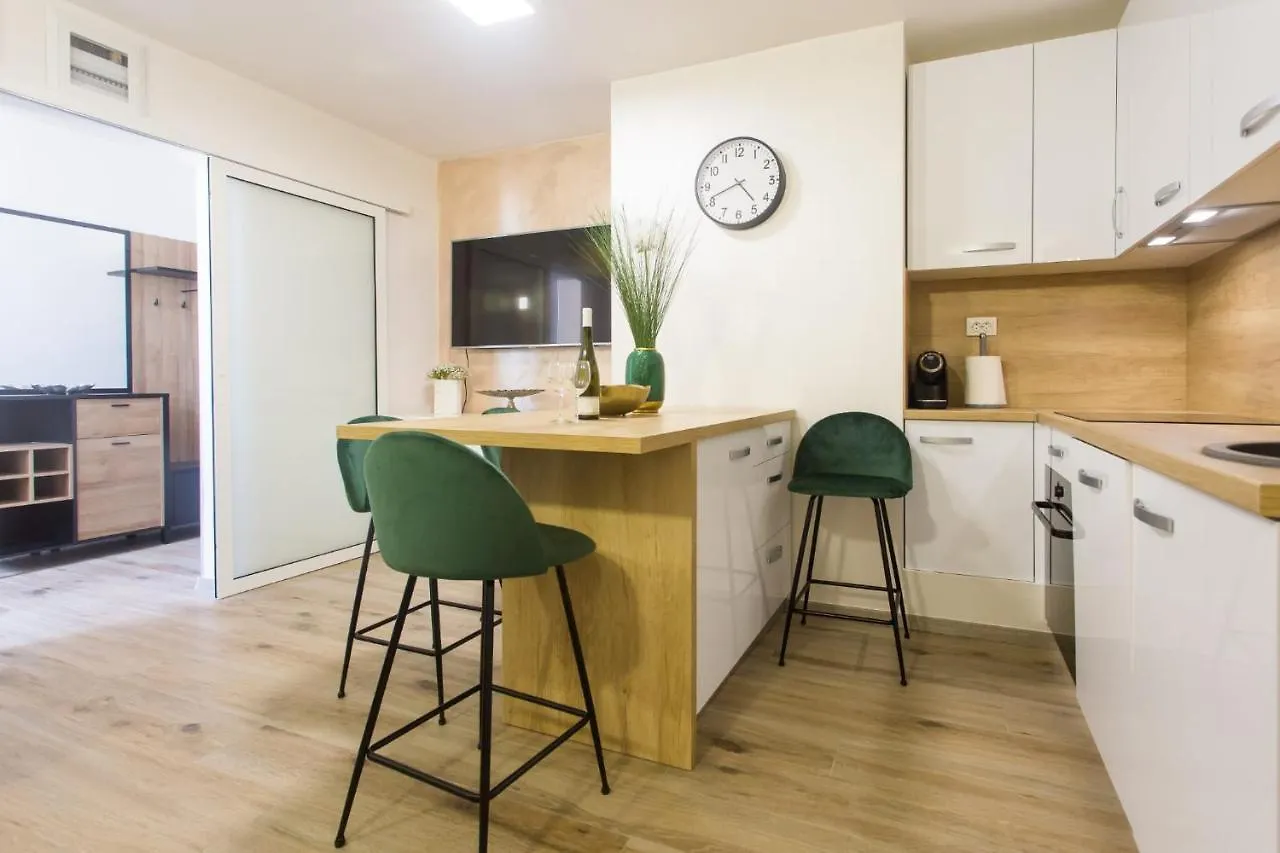 Split apartment