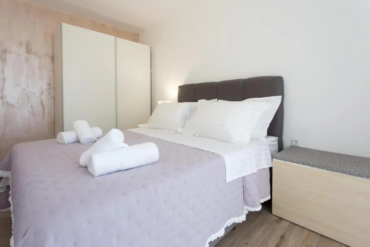 Split apartment